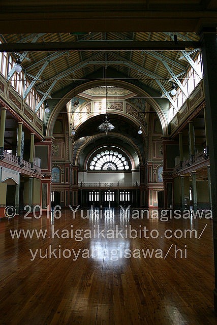 王立展示館の内部