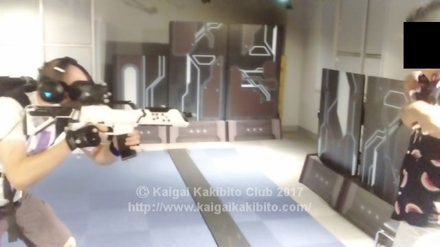 SEGA VR AREA AKIHABARAをプレイする人