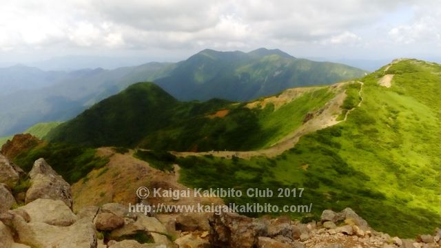 那須朝日岳の山頂からの景色