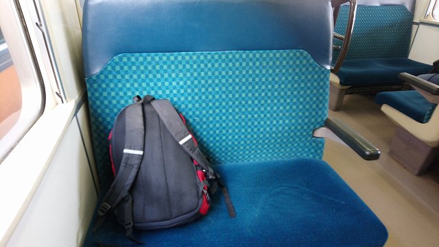 中央本線の車内