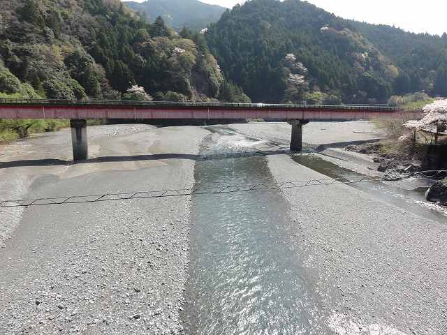 両国吊り橋