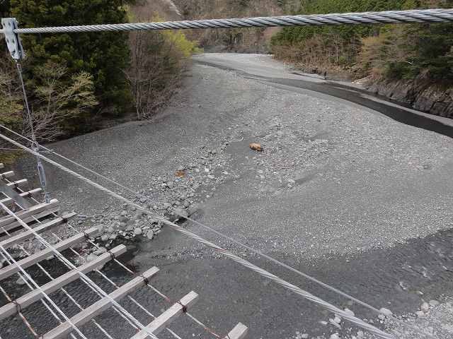 寸又峡の猿並橋