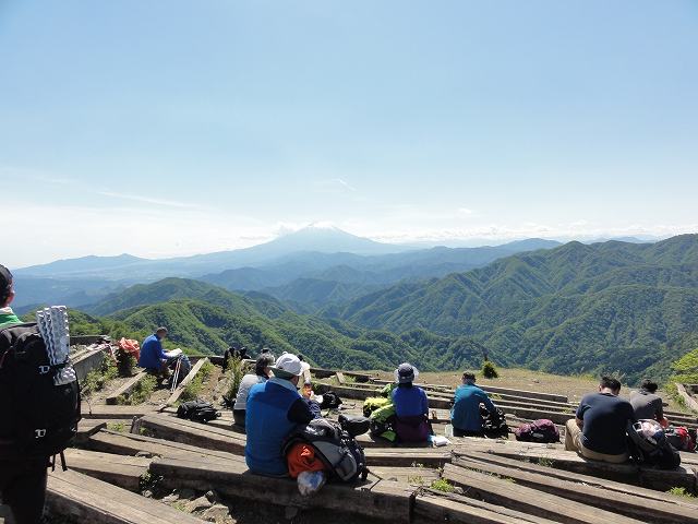 塔ノ岳山頂