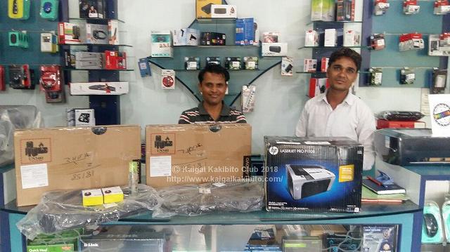 インドのパソコン店