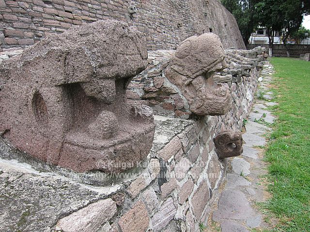 テナユカ遺跡