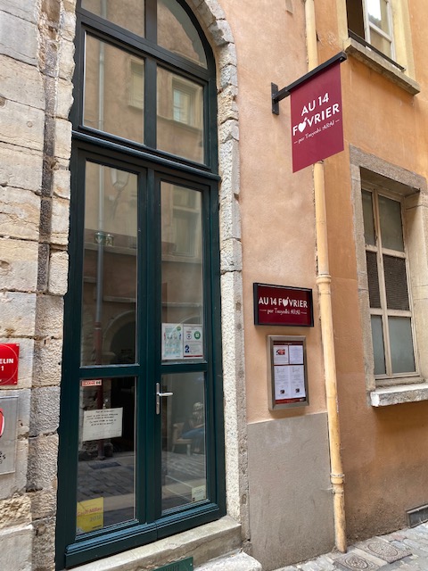 Au 14 Février外観