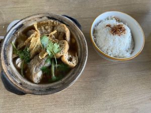 肉骨茶（バクテー）